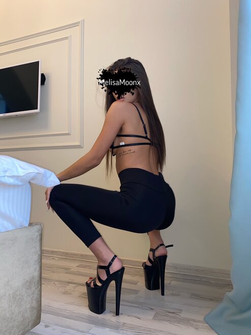 MelisamoonX-1358535848732549125-20210208_005921-img1