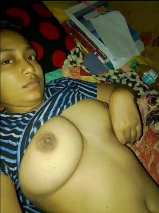 amateur photo 1000151794