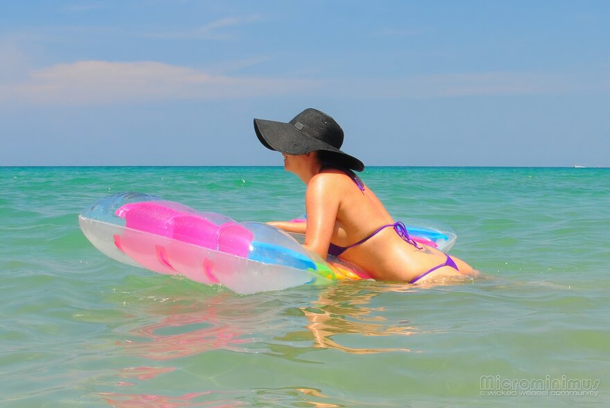 Phuket 0394-topaz-enhance-2.8x nude