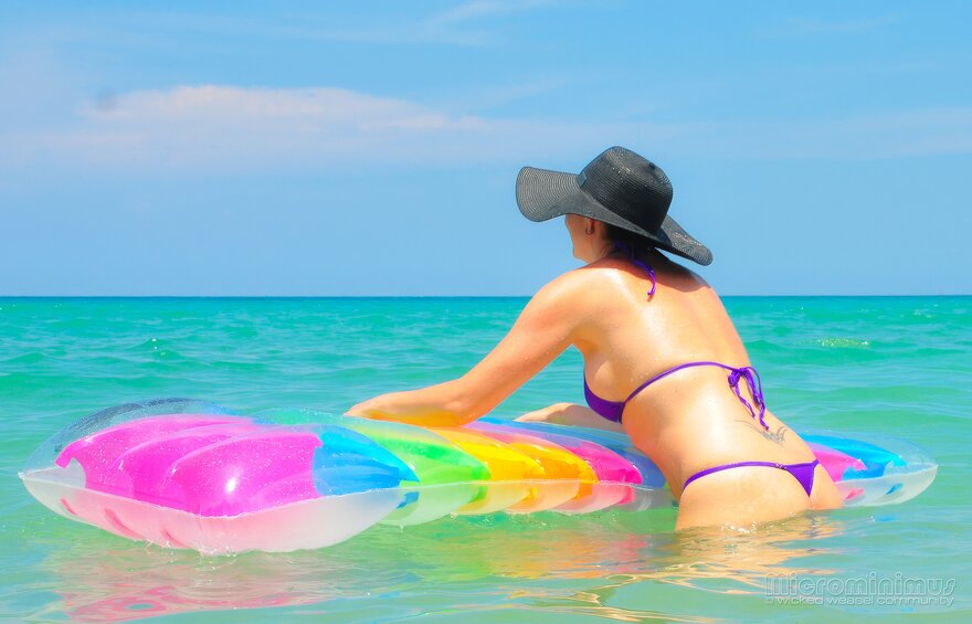 Phuket 0395-topaz-enhance-2.9x nude