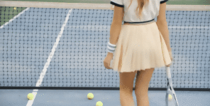 zdjęcie amatorskie Aubrey Star playing Tennis