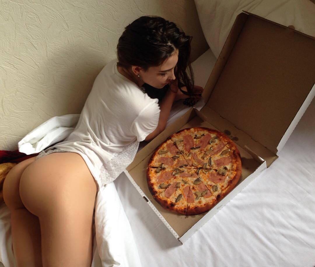Love pizza Porn Pic - EPORNER