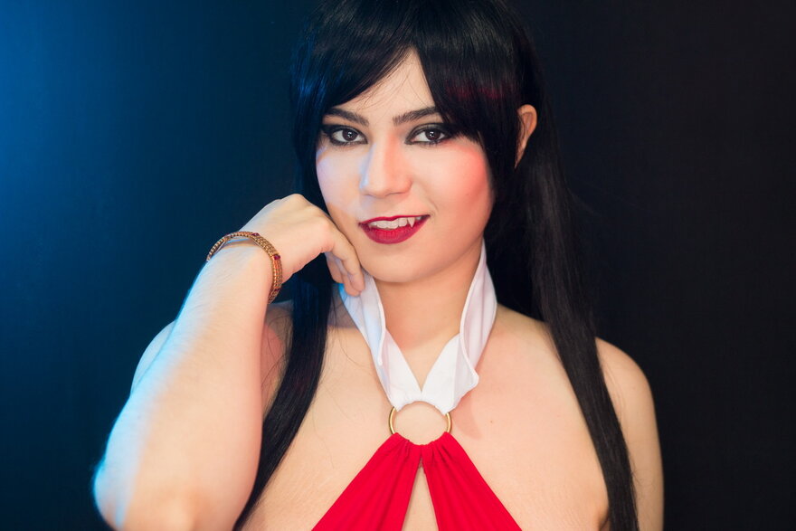 Juka Crasoves - Vampirella (2)