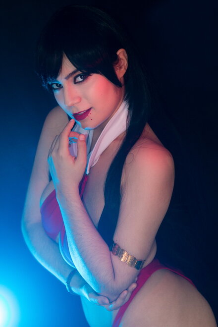 Juka Crasoves - Vampirella (11)