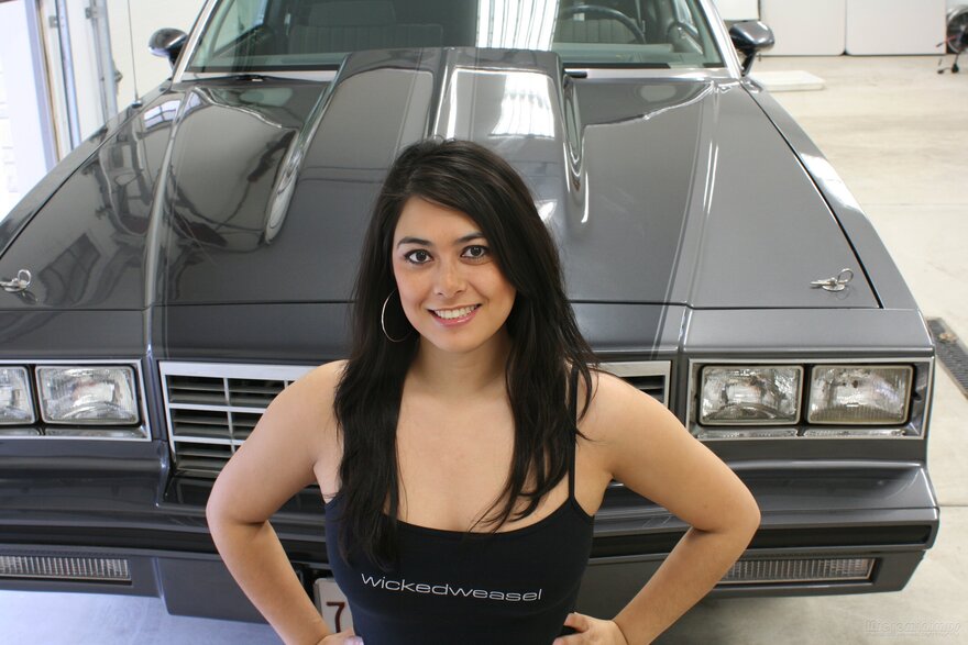 689Knickers-002-topaz-sharpen-faceai