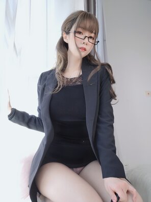 amateurfoto Baiyin811 (白银81) - 黑西服 (25)