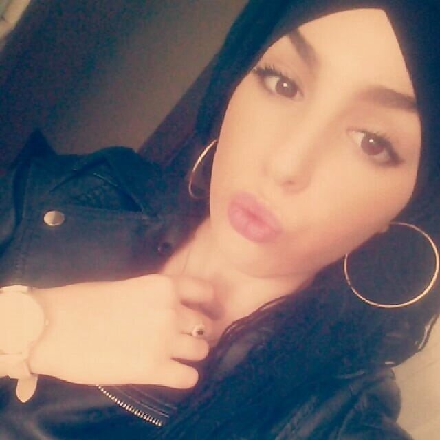 Big Boobs Hijab imene (4)