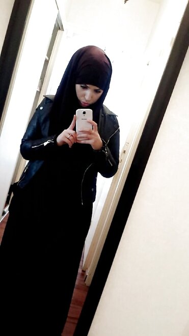 Big Boobs Hijab imene (52)