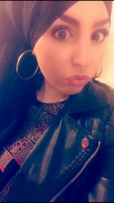 Big Boobs Hijab imene (95)