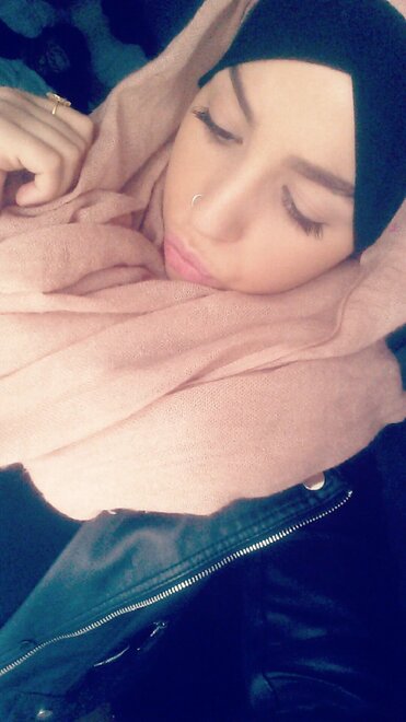 Big Boobs Hijab imene (149)