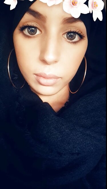 Big Boobs Hijab imene (14)