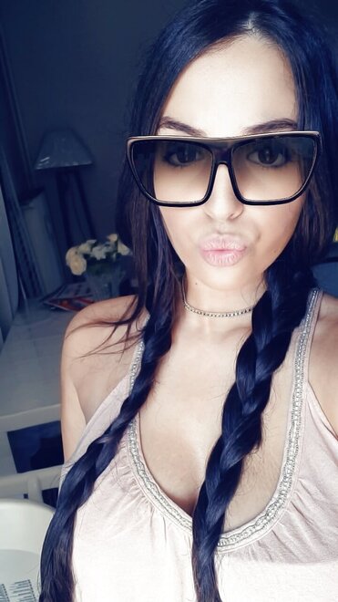 Big Boobs Hijab imene (89)