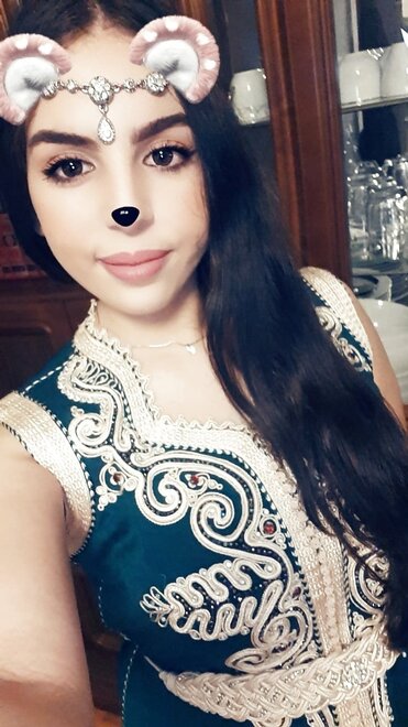 Big Boobs Hijab imene (126)