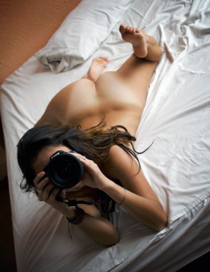 amateurfoto She's taking a pic of you looking at her little cottontail