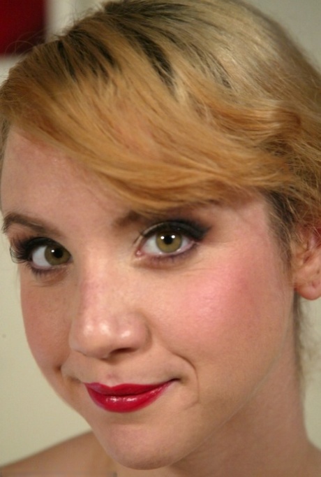 amateur photo 19820297_001_ec72