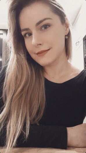 17284777-img-5628_296x1000