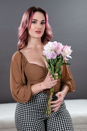 17284110-img-2731_296x1000