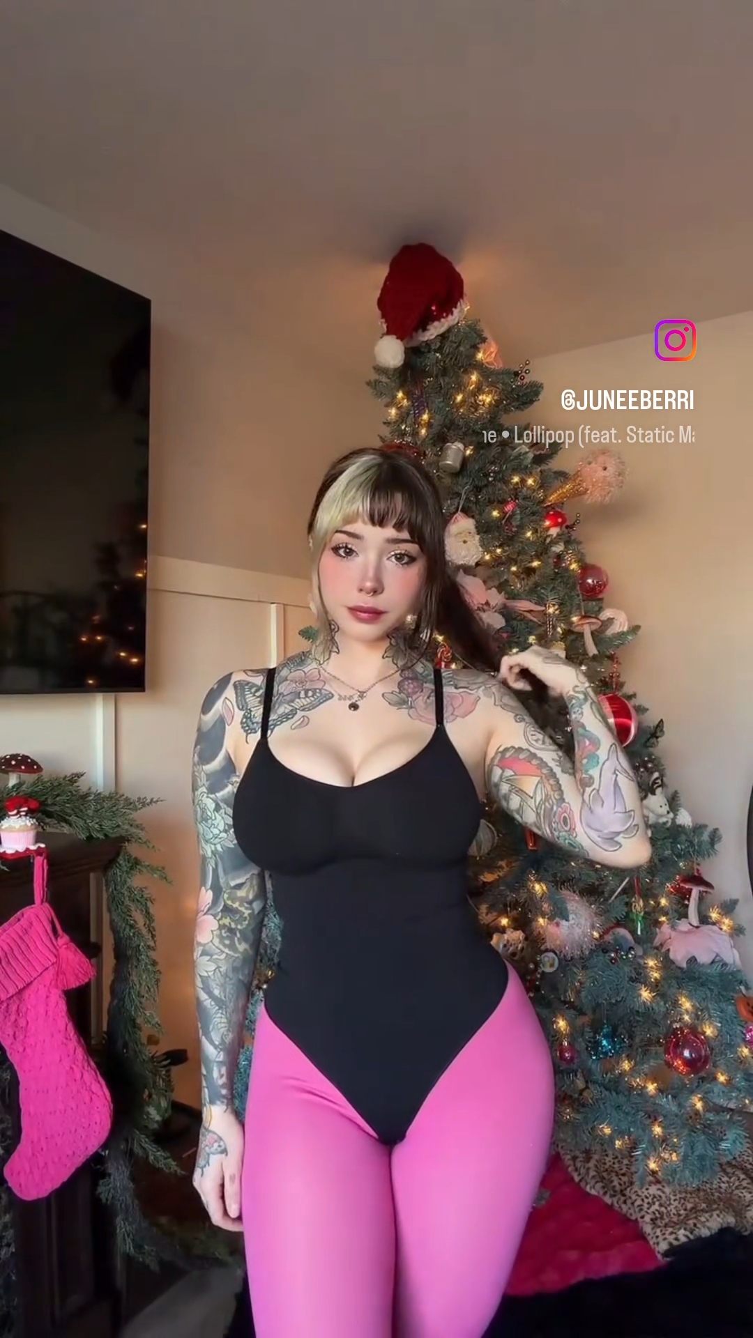 amateur photo 1000169796