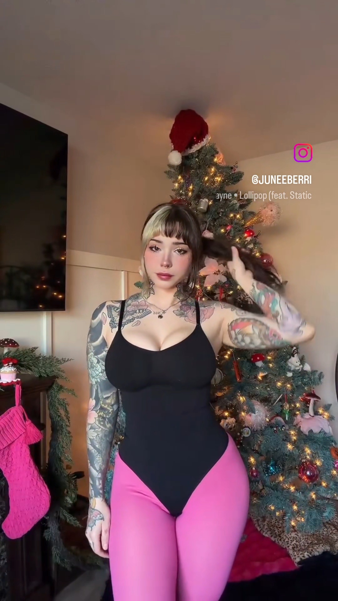 amateur photo 1000169795