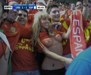amateur photo Dedicated Spain fan