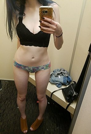 photo amateur more dressing room naughtiness <3