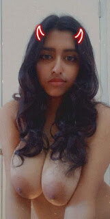 foto amatoriale Indian Girl With Heavy Knockers0050