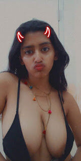 foto amatoriale Indian Girl With Heavy Knockers0015