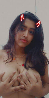 amateur photo Indian Girl With Heavy Knockers0013