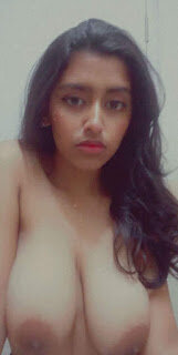 amateur photo Indian Girl With Heavy Knockers0007