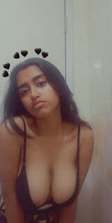 Indian Girl With Heavy Knockers0002