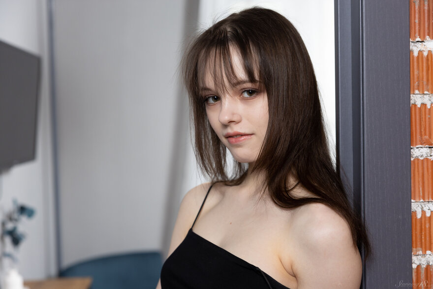 Beautiful_Petite-Splendor_Dakota_large_0046