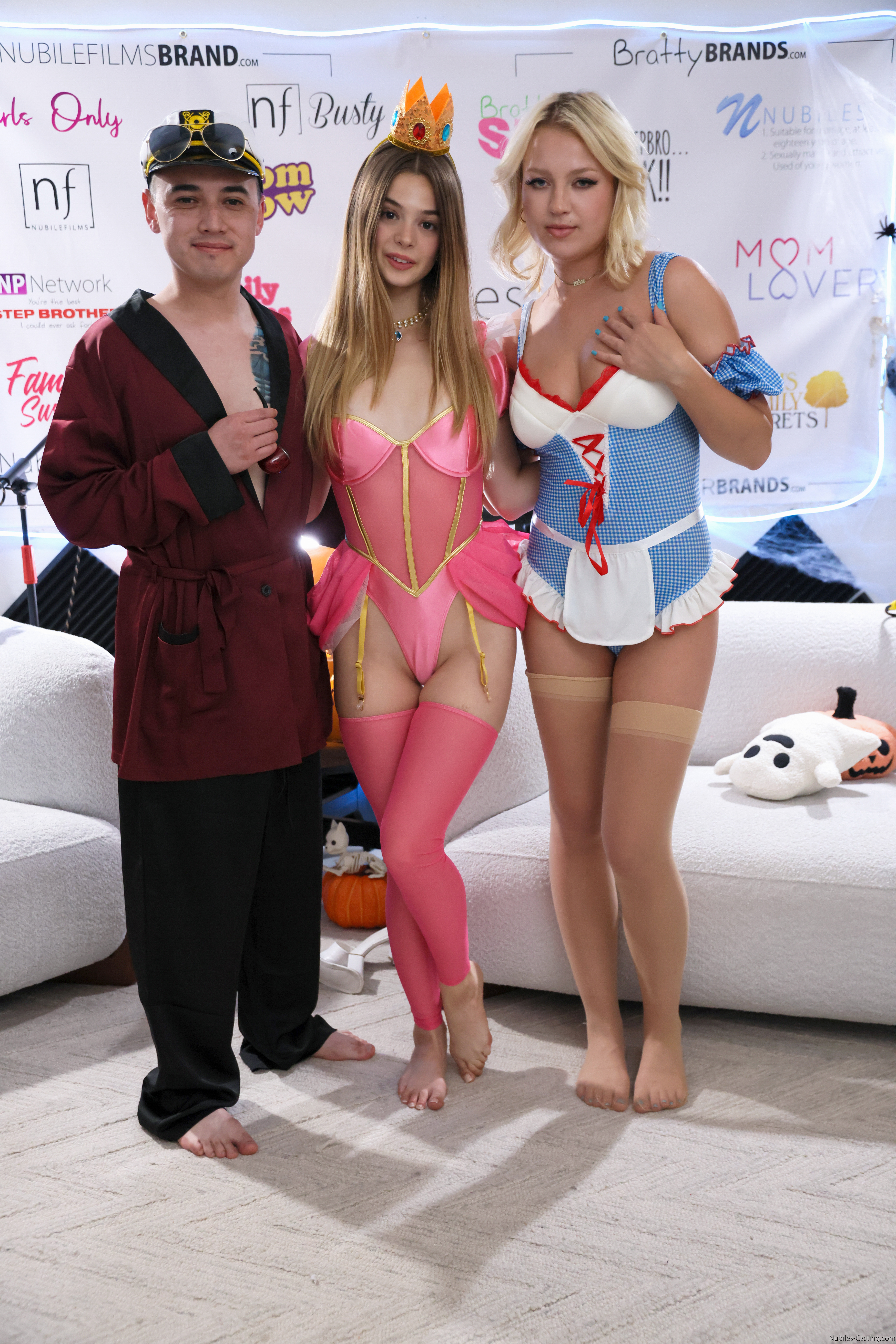 amateur photo nubiles_podcast_molly_little_casts_annalese_reno_2_031