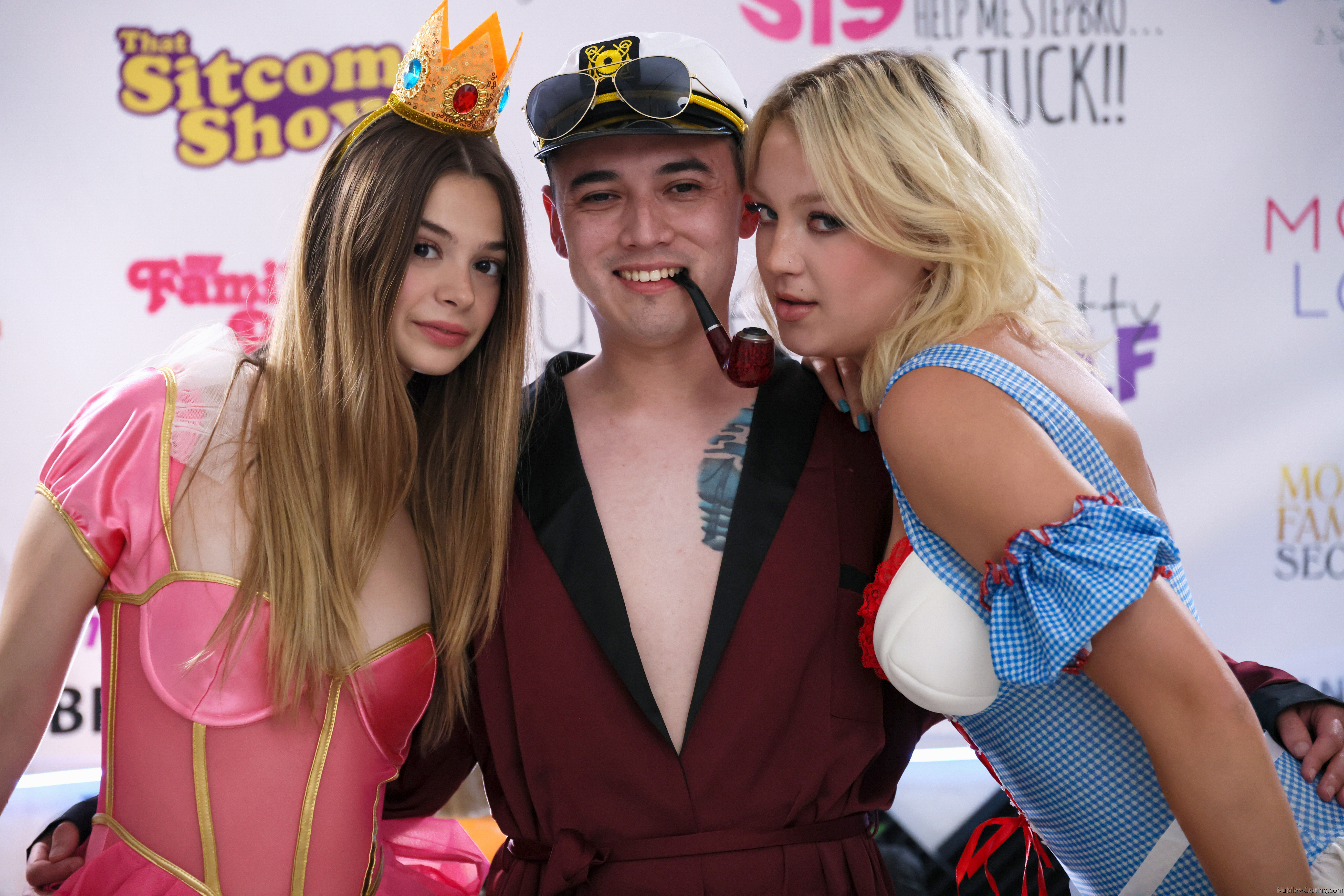 amateur photo nubiles_podcast_molly_little_casts_annalese_reno_2_027