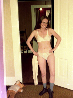foto amatoriale Cotton undies - circa 1970....