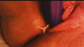 foto amatoriale My favorite toy makes this pussy cream ðŸ’¦