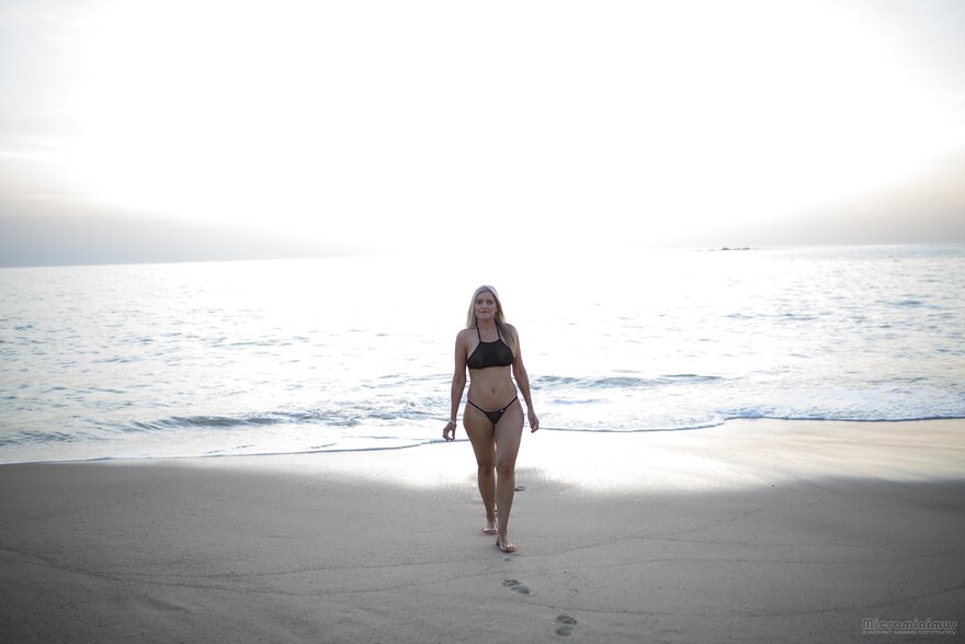 What a Thrill 0563-topaz-sharpen-faceai