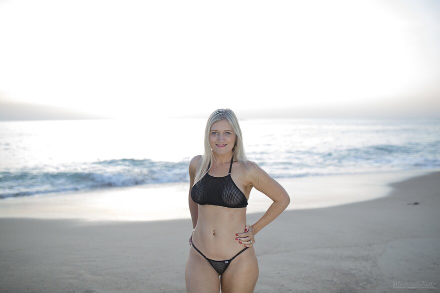 What a Thrill 0564-topaz-sharpen-faceai