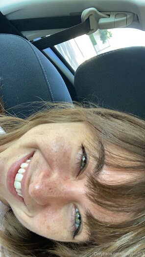 amateur photo Riley Reid OnlyFans 0987