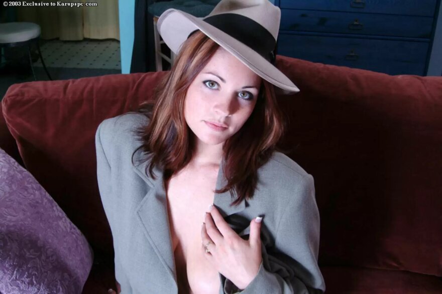 003_2a3d0d081565f791a3533cf667fdb8fd