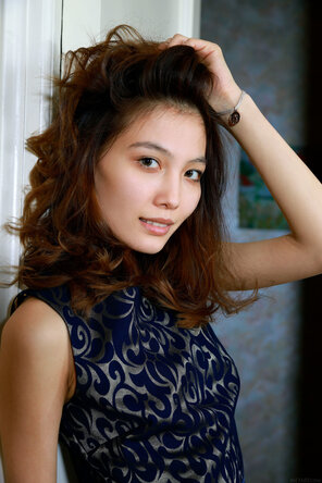 Anna Aki (22)