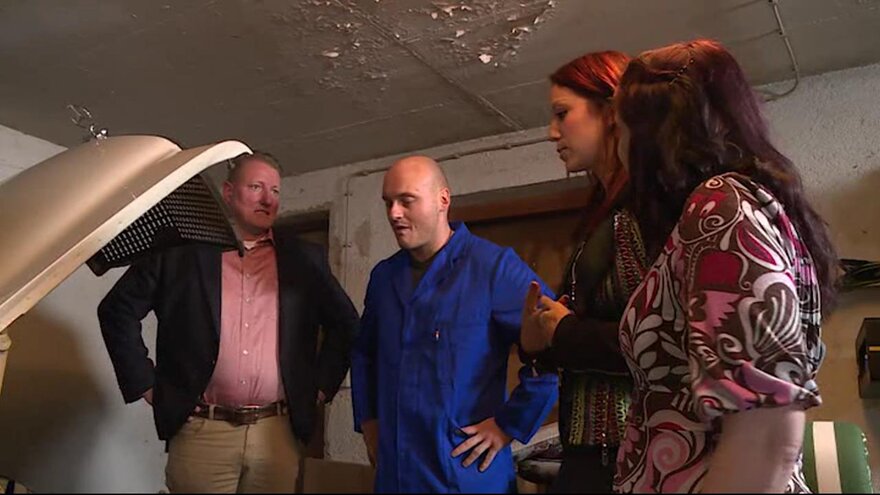 Die Frau vom Boss ist eine Hure - NATALIE HOT, MINI HOTCORE 2019_051