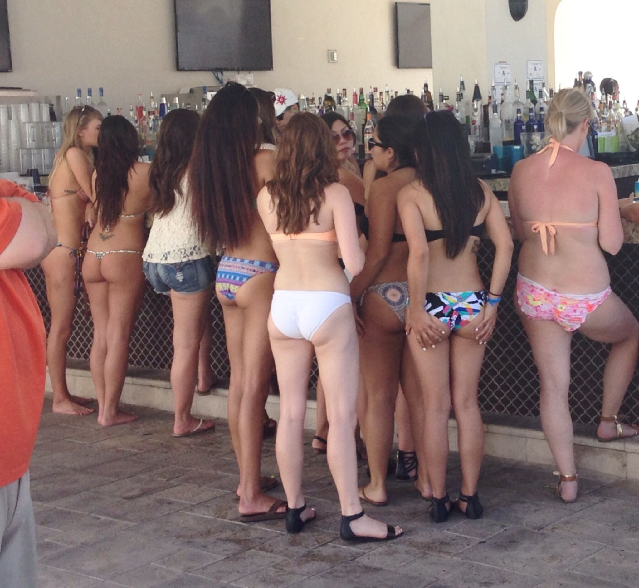Vegas Pool Party Porn Pic kuva
