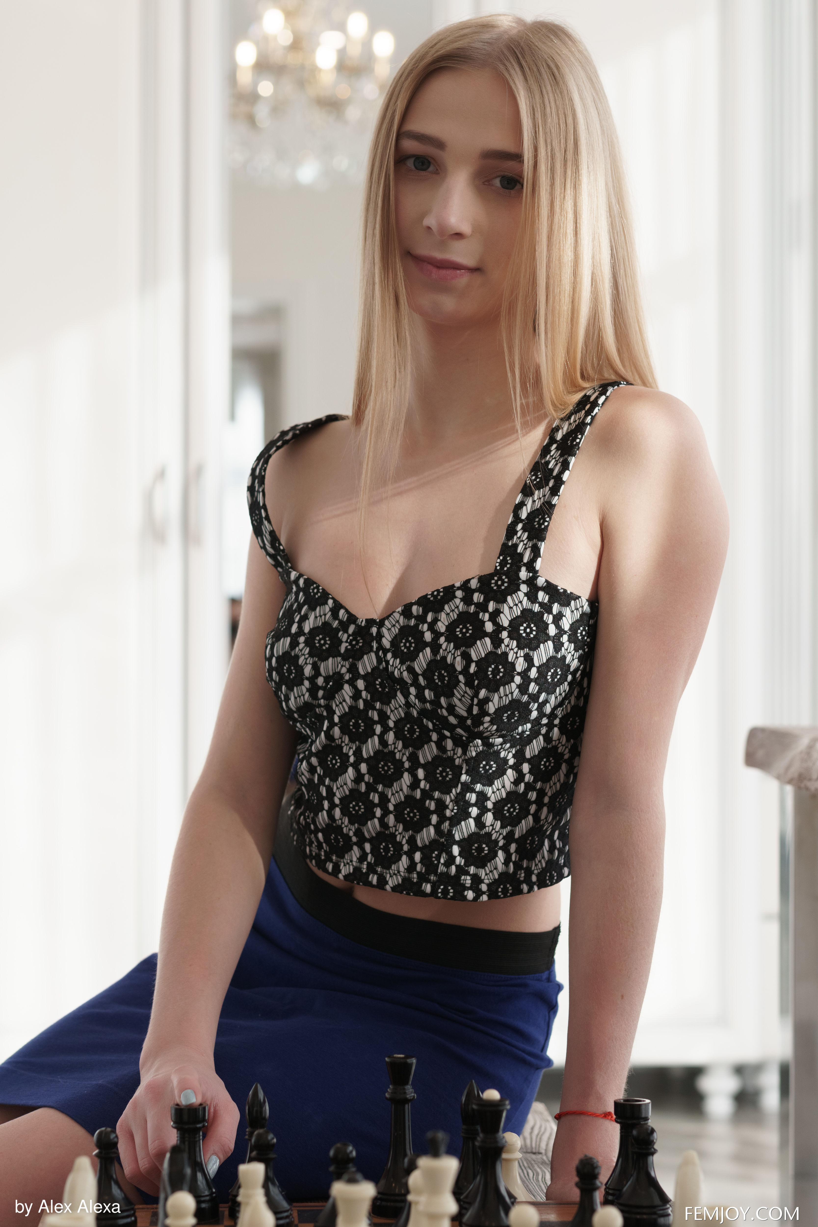 amateur photo 24F7LDJo_o