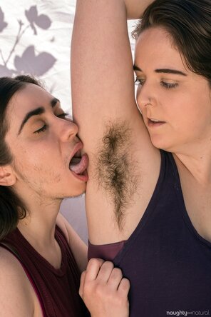 amateur photo Two_Muslim_Wife_Hairy_Set_1-34