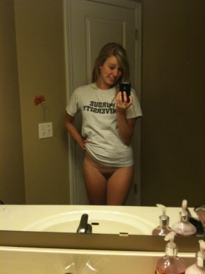 PictureBottomless Purdue Boilermaker