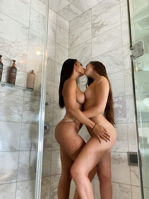 Hot Shower nude
