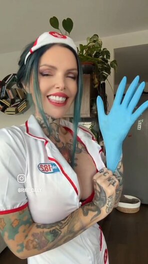 Studly Riae (Suicidegirls) – 16 pics