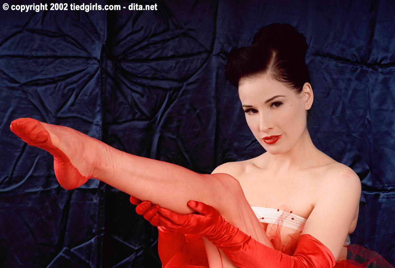 amateur photo Dita Von Teese -8 (55)
