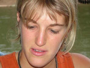 3661928-private-photos-1122-112_296x1000