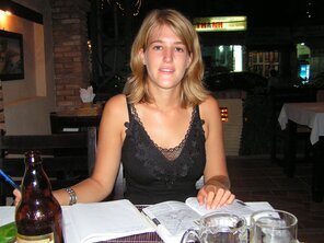 3661915-private-photos-1122-100_296x1000